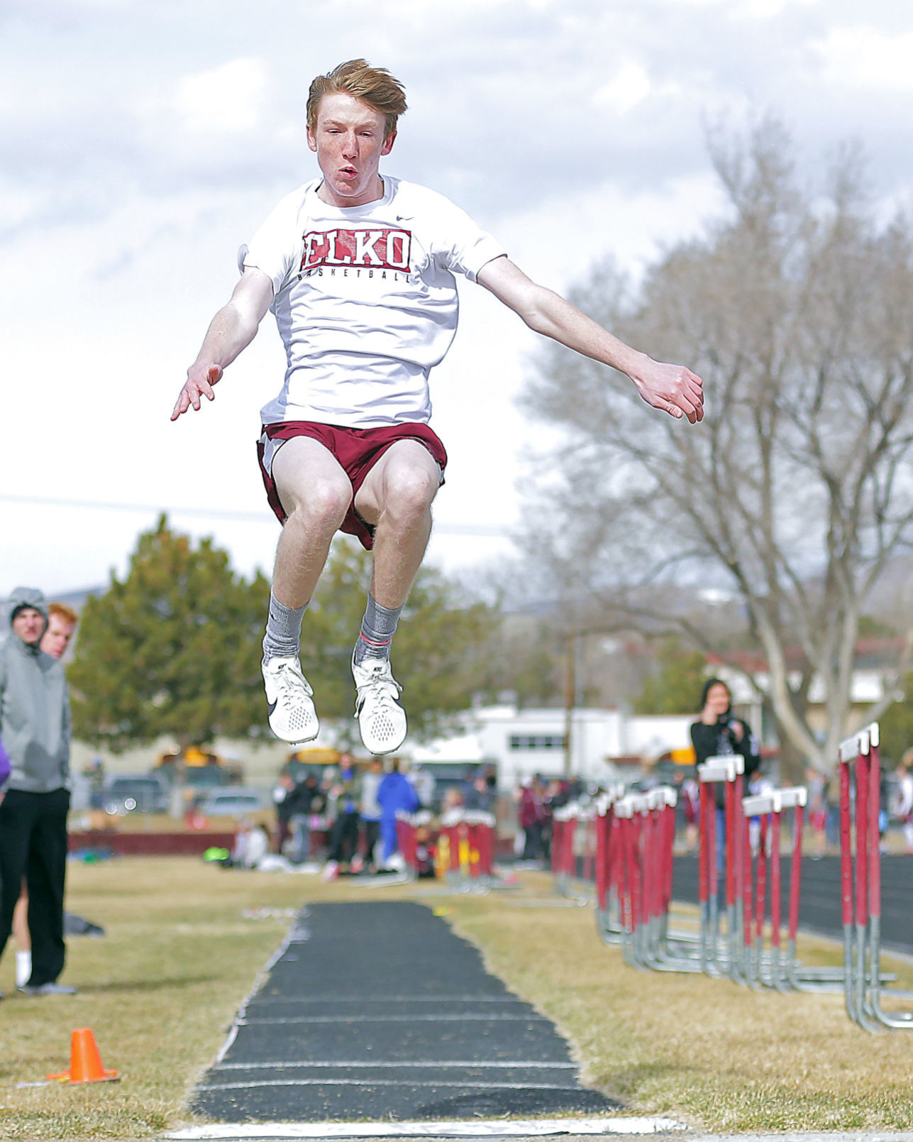 031120-elk-spt-elko-track-garrett-mckinney.jpg